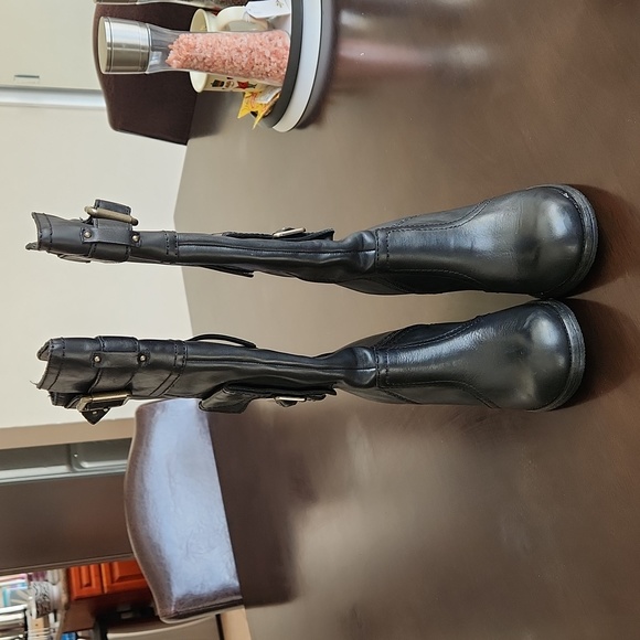 EUC Report Black Leather Cargo Boots with Working Pockets - - Picture 6 of 9